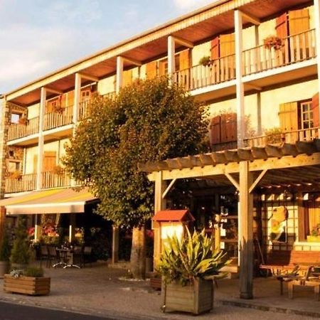 Hotel La Clairiere Chambon-sur-Dolore エクステリア 写真