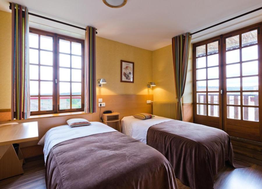 Hotel La Clairiere Chambon-sur-Dolore エクステリア 写真